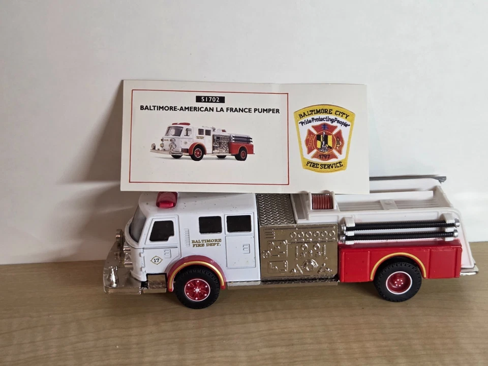 Corgi Classics #51702 Baltimore American La France Pumper Truck 1997 Model Car - Image 2 of 4
