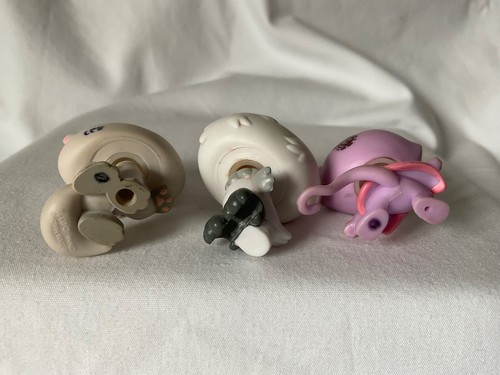 LPS Littlest Pet Shop Mixed Lot of 3 paw licking cat owl Delilah Barnsley cat - Picture 3 of 4