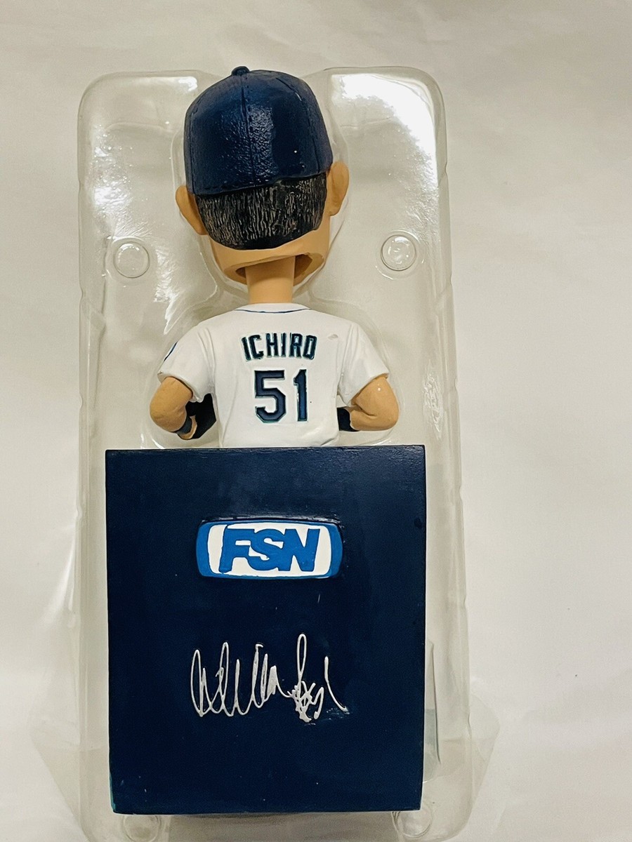 ICHIRO SUZUKI #51 Seattle Mariners Baseball 2008 SGA BOBBLEHEAD