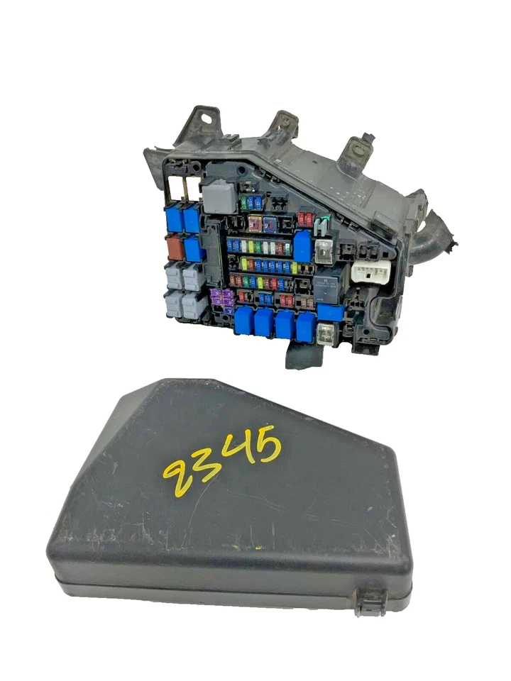 2015 Subaru Outback 3.6L Engine Fuse Box OEM - Изображение 4 из 4