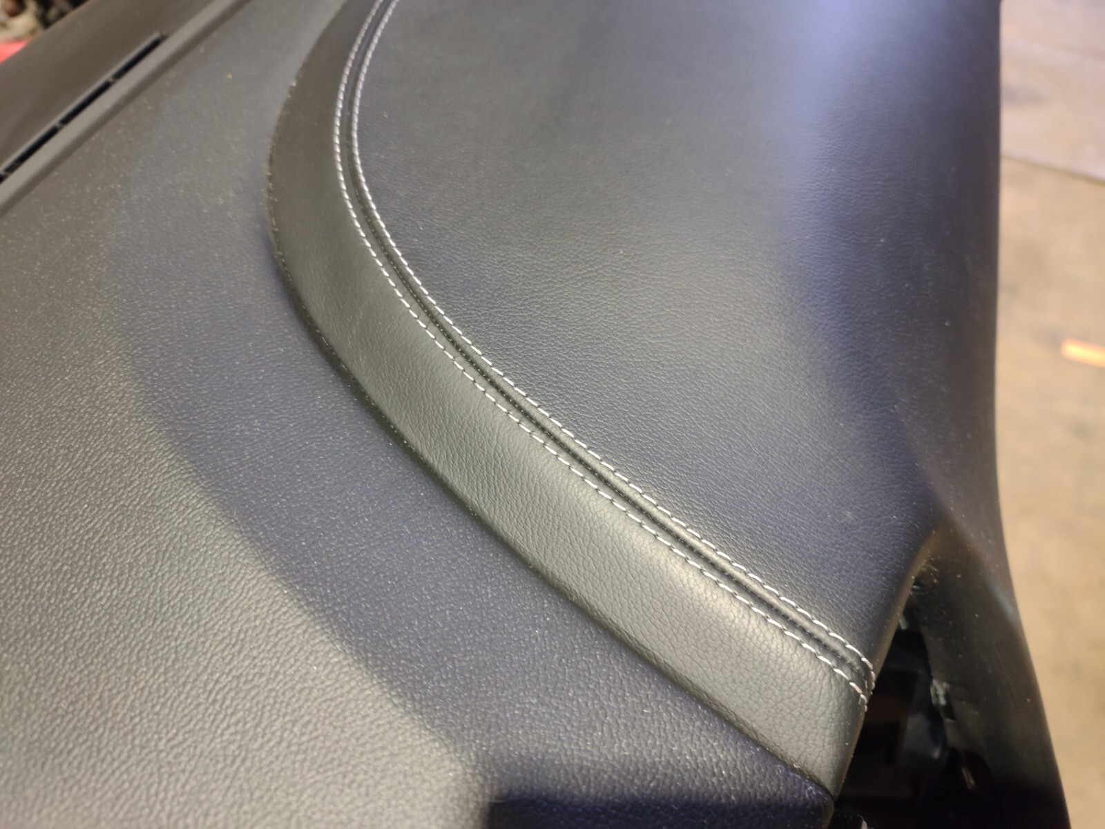 2015 MASERATI GHIBLI DASHBOARD BLACK DASH PANEL WHITE STITCHING