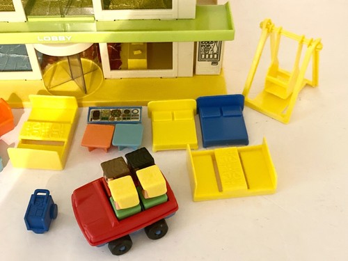 Vintage 70er Playskool Holiday Inn, größtenteils komplett - Bild 3 von 9