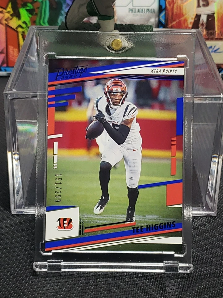 Tee Higgins 2022 Prestige Football Xtra Points Blue Foil Parallel Bengals /299 - Image 2 of 3