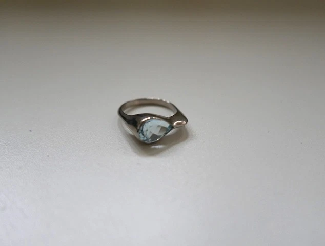 Ring mit Aquamarin-Tropfen ca. 2,0 ct 750 Weiß-Gold Gr. 57 - Bild 3 von 4