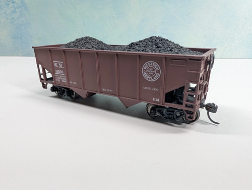 Tolva de 2 bahías Athearn escala HO con carga ruedas de metal Western Maryland WM #16508 | Condition: Used