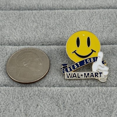 Wal-Mart Walmart Smiley Face Great Job Thumbs Up Employee Pin Pinback #60718