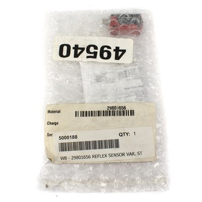 NEW Leuze HRTR3B/6-XL-S8.3 Diffuse Sensor with Background Suppression 50109485