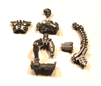 Warhammer 40k. Necron Ghost Ark / Doomsday Ark sitzender Krieger rechtes Bein