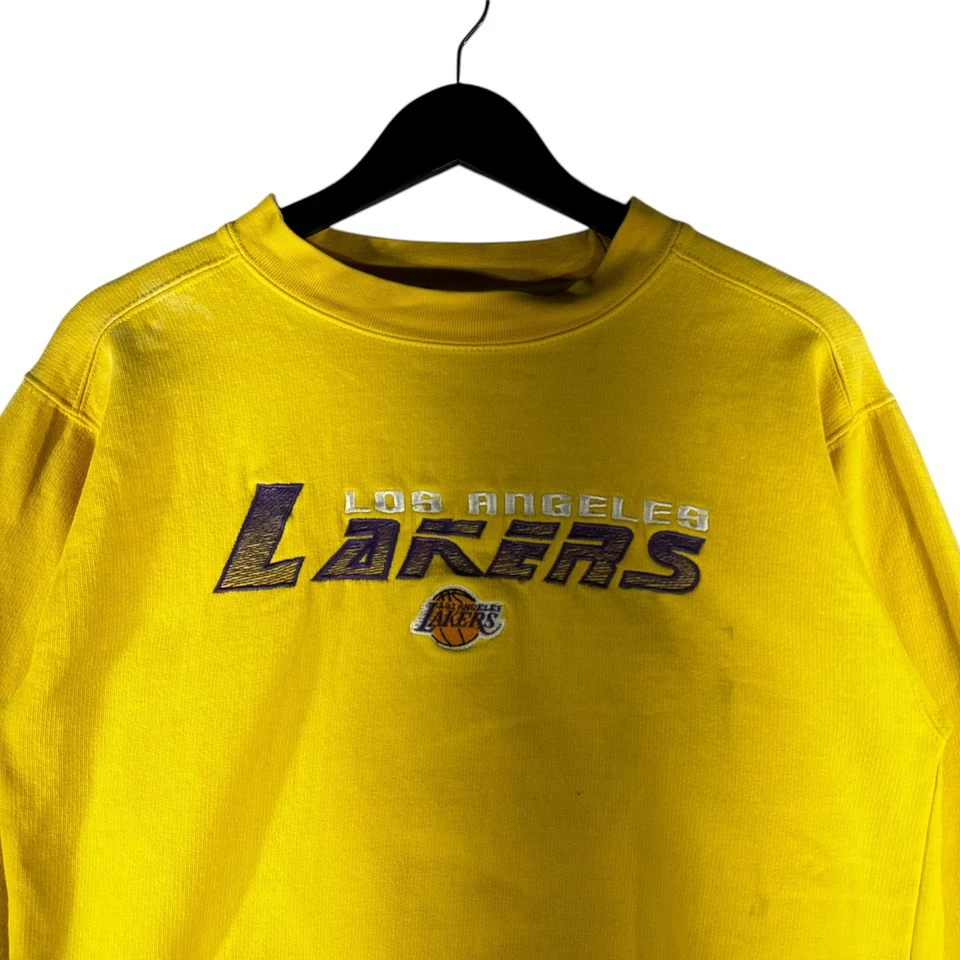 Винтажный Los Angles Lakers вышитый с надписью NBA Crewneck желтый мужской средний - Изображение 2 из 4