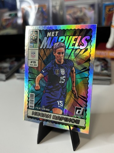 2023 Panini Donruss FIFA Megan Rapinoe Net Marvels Insert #23 USA - Picture 3 of 4