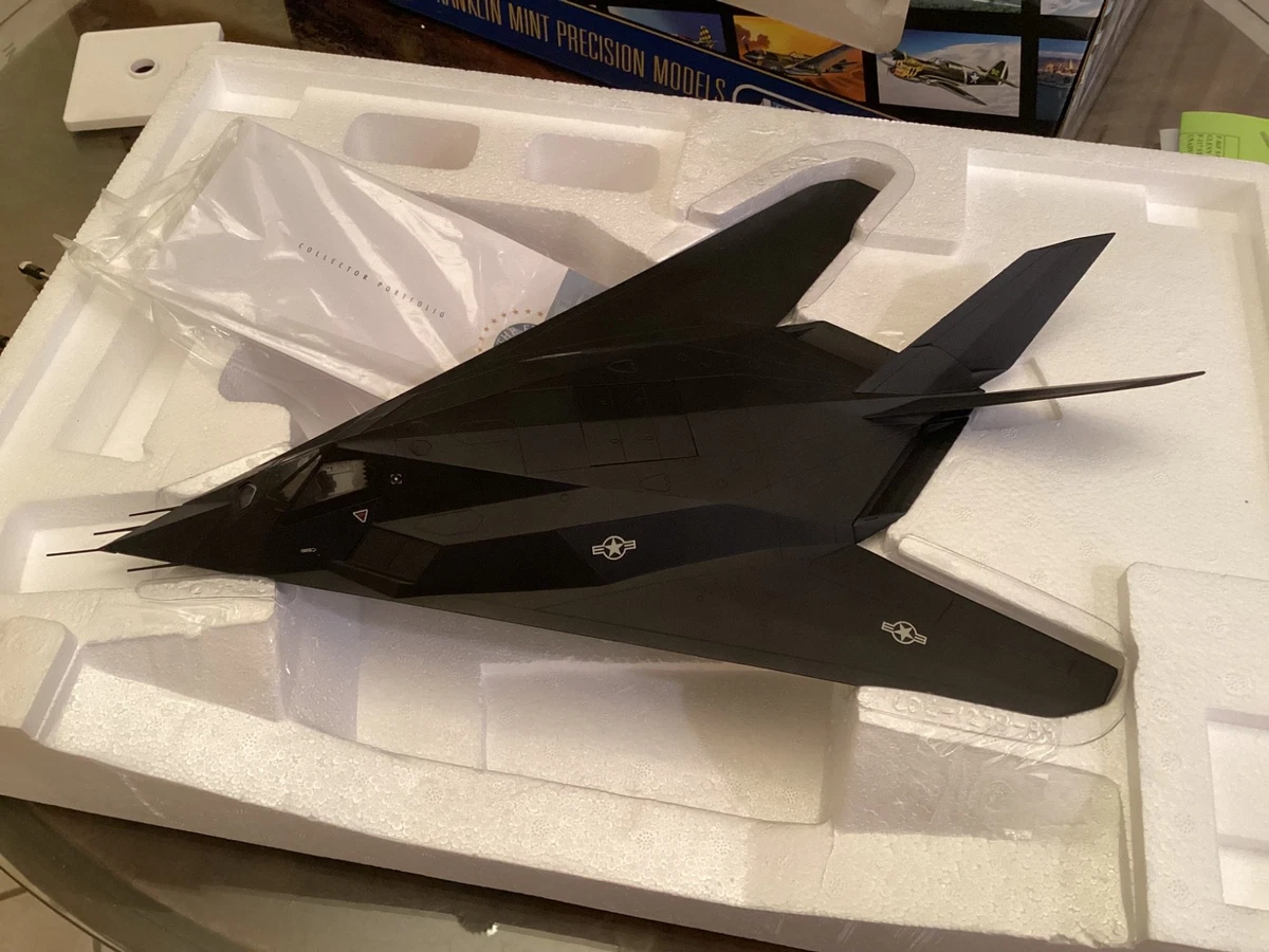 Franklin Mint Black Contemporary Diecast Aircraft & Spacecraft for
