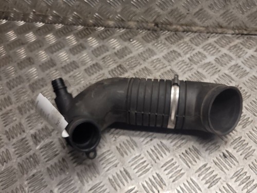 Audi A4 S4 B6 8E 8H 2003 Diesel Ansaugrohr Ansaugschlauch Turbolader DRA17312