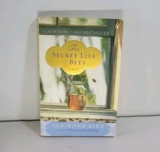 The Secret Life of Bees Sue Monk Kidd Paperback Penguin Books Family Life