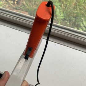 NINTENDO NES ZAPPER LIGHT GUN CONTROLLER ORANGE OFFICIAL OEM NES-005