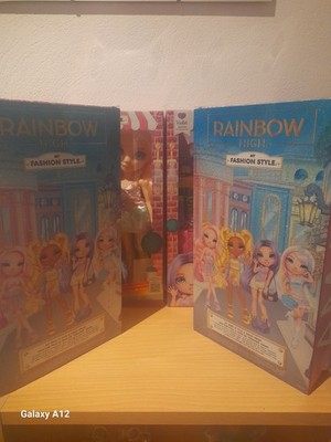 Rainbow High-Puppen neu...4 Stück als Quartett zu verkaufen...