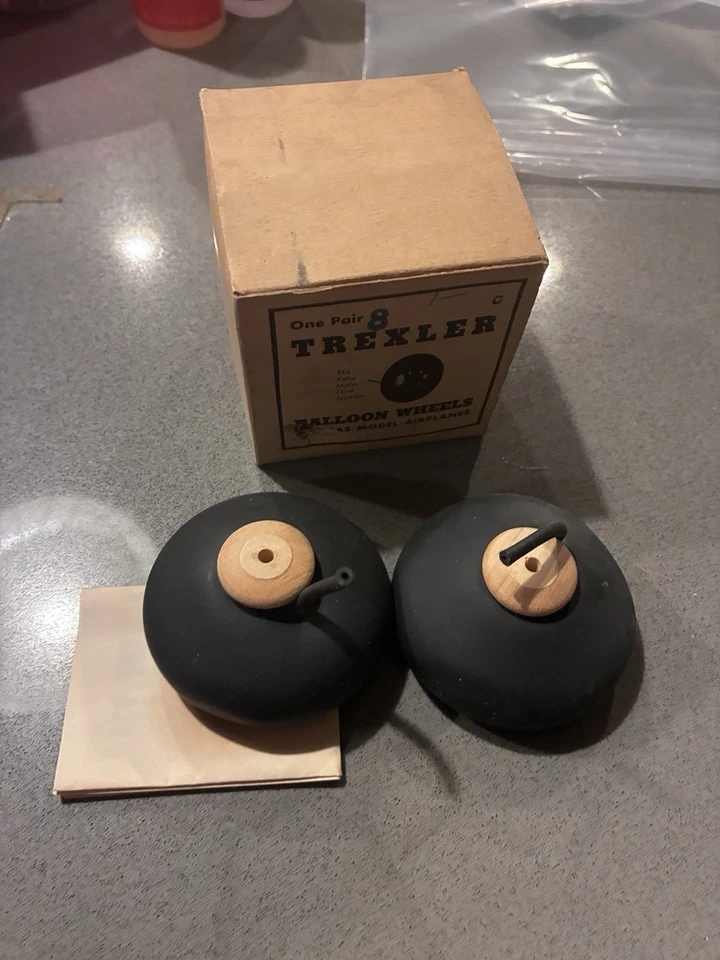 #8 Trexler Pneumatic NOS Vintage Balsa RC Modellflugzeug Bausatz Räder