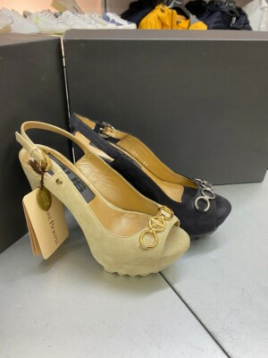 Chanel mit Plateau Cesare Paciotti 4us Wildleder beige oder blau Absatz 13cm