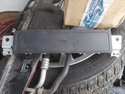 12-18 BMW 2 F22 F23 3 F30 F34 4 F32 F33 RH PASS SIDE LOWER KNEE PAD ...