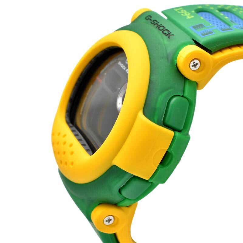 CASIO G-SHOCK G-B001RG-3JR Carbon Core Guard Bluetooth Watch