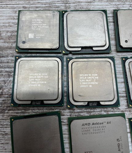 Lot of 13 Mixed CPU's, E4500 x3, E2410, ETZ - Picture 2 of 8