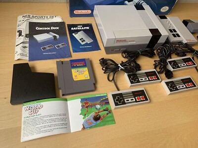 Nintendo NES SPORTS SET Console TESTED BOX video game World Cup V