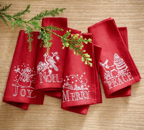 Pottery barn Christmas napkin holiday set 4 cloth party gift red plaid Disney o