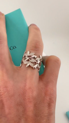 ◆SALE★【ティファニー】リーフ　葉　リング　７号　1855 8900 Tiffany & Co 18k Diamond Olive Leaf Wide Band Ring White Gold