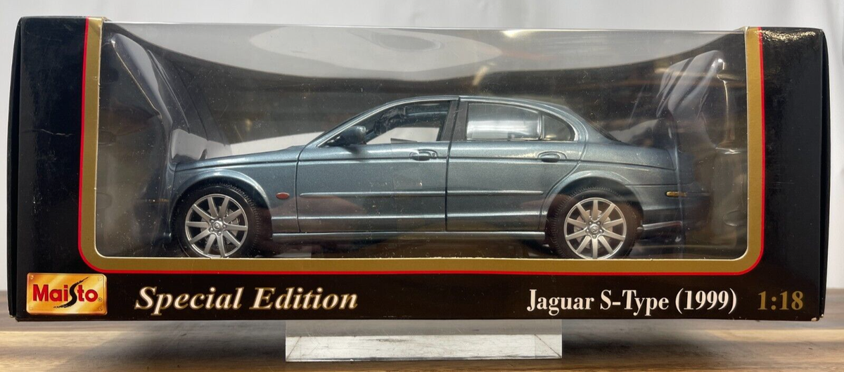 Maisto 1:18 JAGUAR S-TYPE 1999 フィギュア Maisto 1:18 Jaguar S-Type (1999) Metallic Blue Special Edition