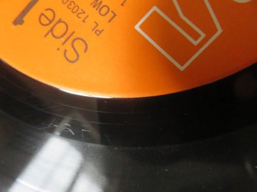 DAVID BOWIE Low RCA ORIGINAL UK 1ST PRESS VINYL LP & STICKER & INSERT PL12030 - Imagen 14 de 20