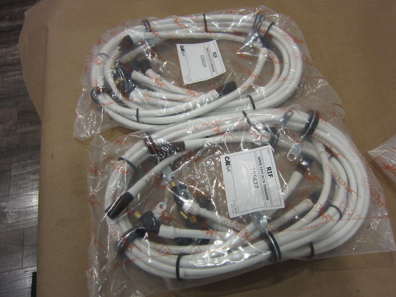 Ferrari 365 BB,512BB - Complete Set Of Ignition Cables - Part# 105624 - 105627