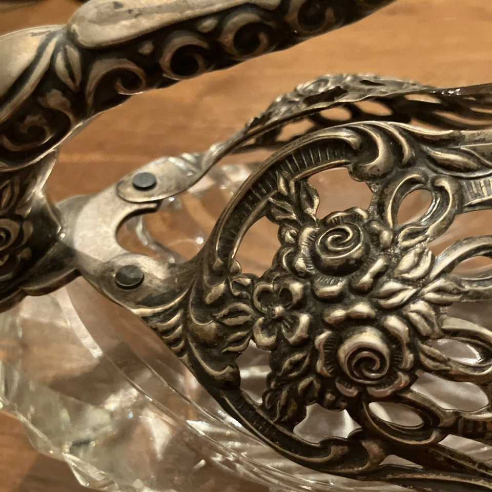 Juego de 2 platos de sal de cisne de vidrio vintage con alas de plata de ley Foto 4 de 4