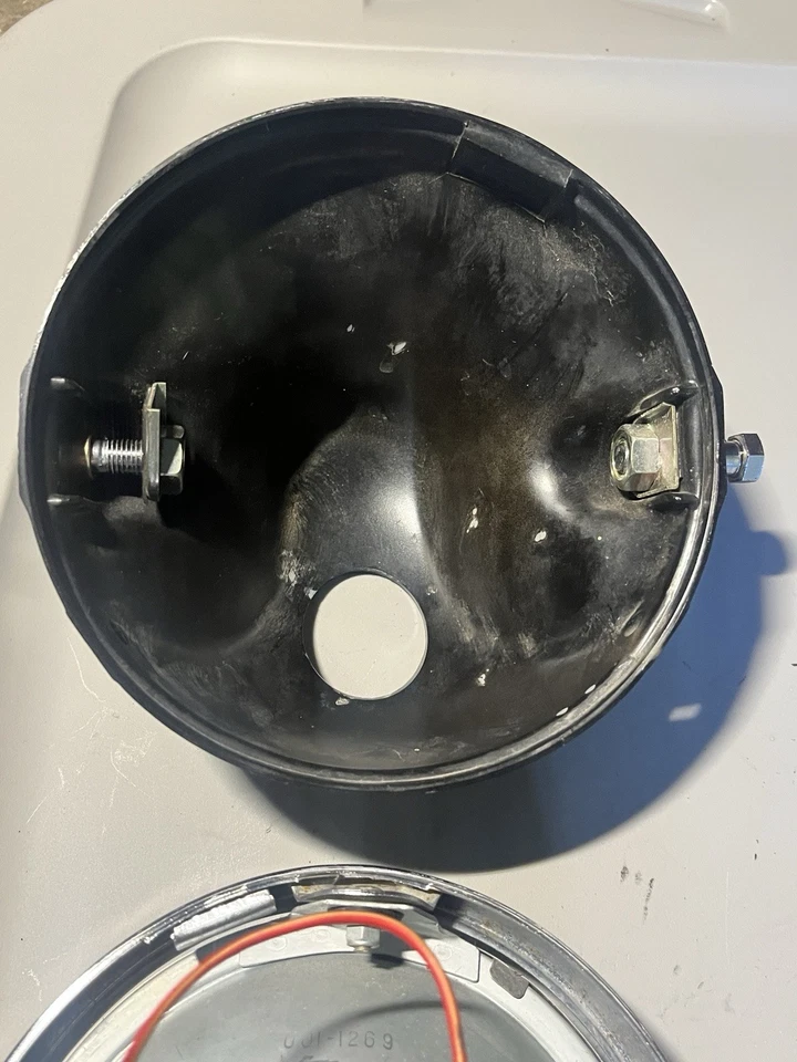 Kawasaki KZ440 LTD 1982 80-83 OEM montaje de faros bombilla cromada en muy buen estado Foto 4 de 4