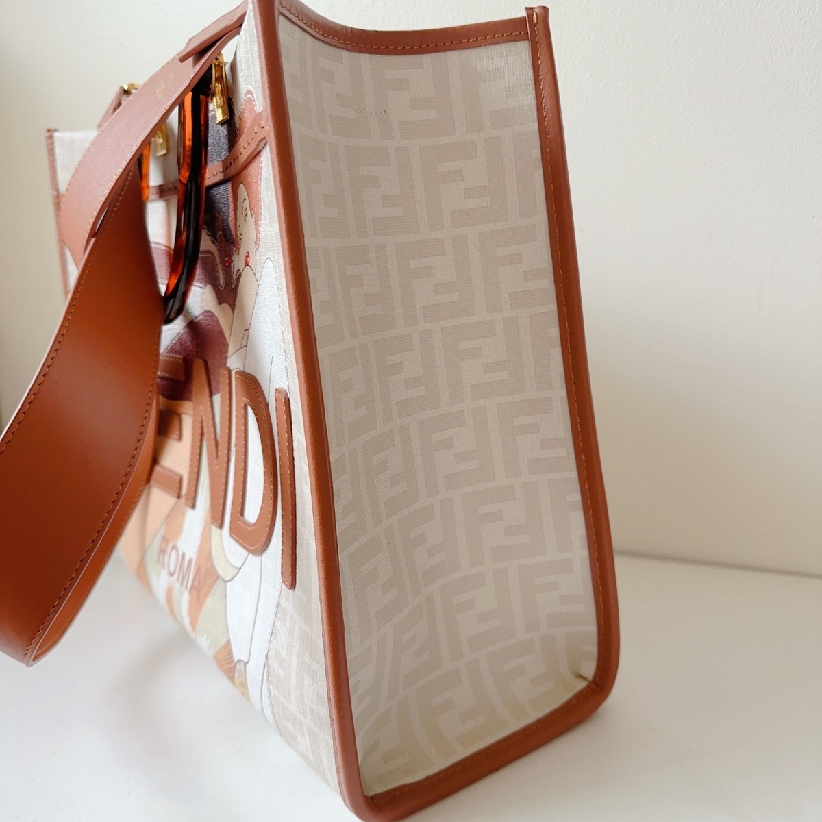 FENDI Sunshine Shopper Medium Tote Bikini Girls Print Limited Rare 