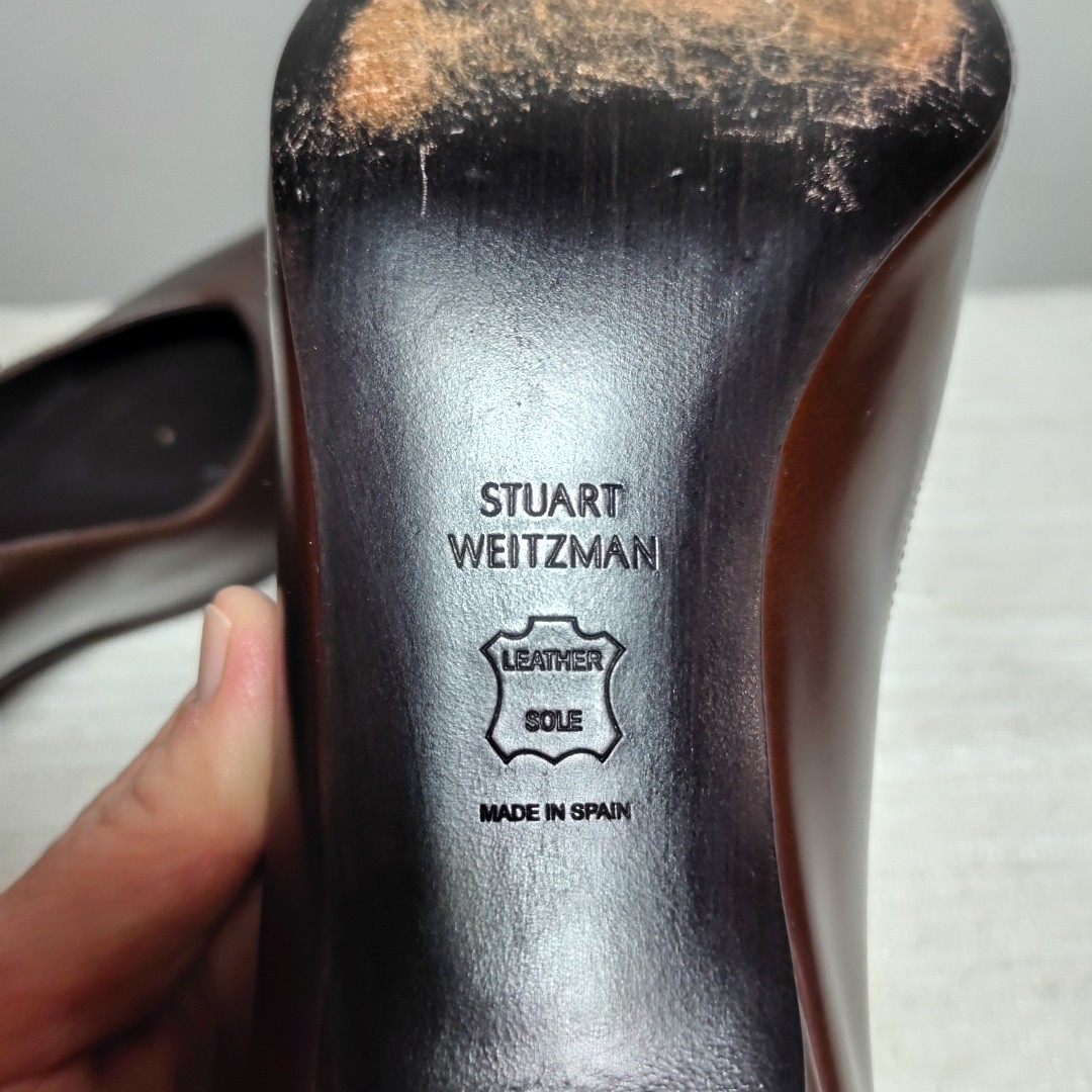 STUART WEITZMAN Chocolate Leather  9.5 M Coquette Classic Spike 