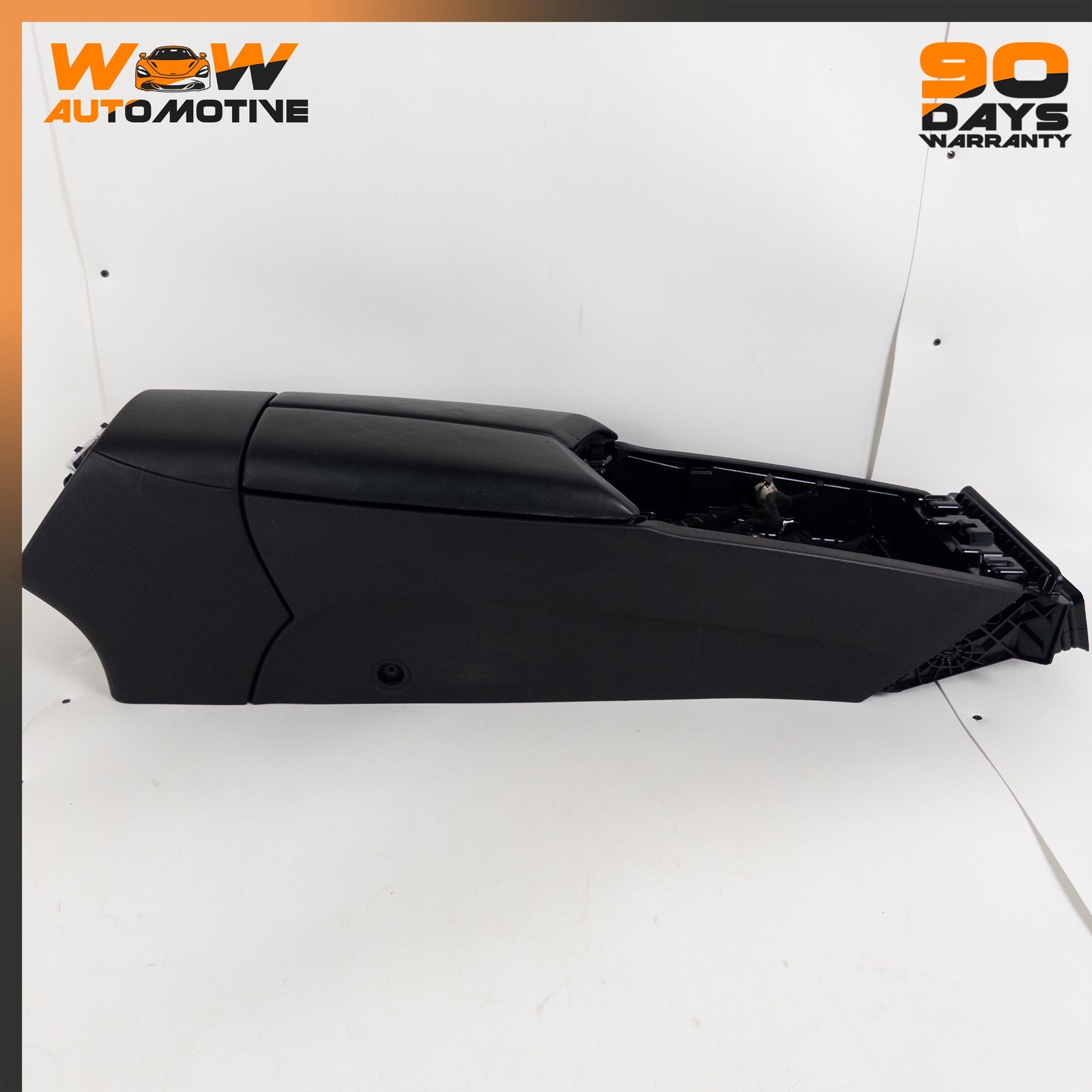 13-19 MASERATI QUATTROPORTE GTS FRONT CENTER CONSOLE ARM REST LEATHER PANEL OEM
