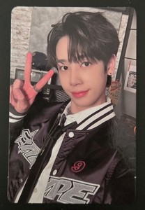 xikers ハンター　ポラロイド XIKERS HUNTER HOUSE OF TRICKY WATCH OUT PHOTOCARD GOLD TARGET
