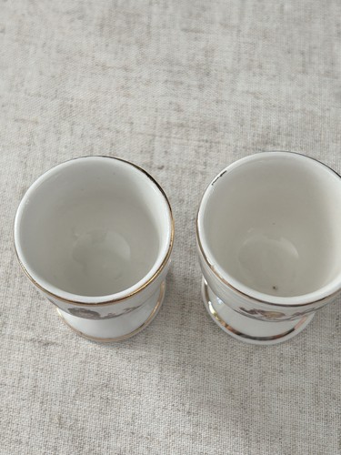 Lot de 2 tasses à oeufs céramique Bo Peep et fille au jardin vintage - Photo 6/6