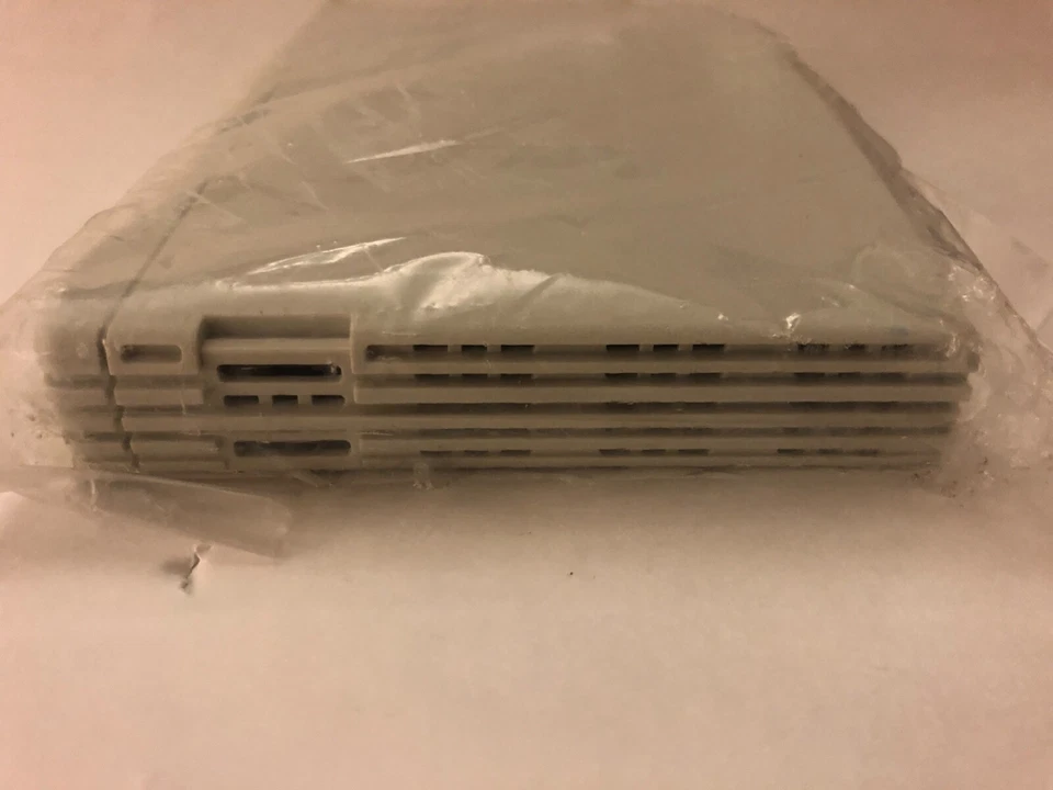 3Com 3C16791 OfficeConnect Dual Speed Switch 8 10/100 Ethernet no adaptor - Image 4 of 4