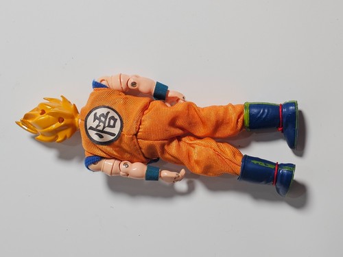 Bandai Dragon Ball Z Full Action Pose Super Saiyan Son Gokou Goku Action Figure - Picture 13 of 16