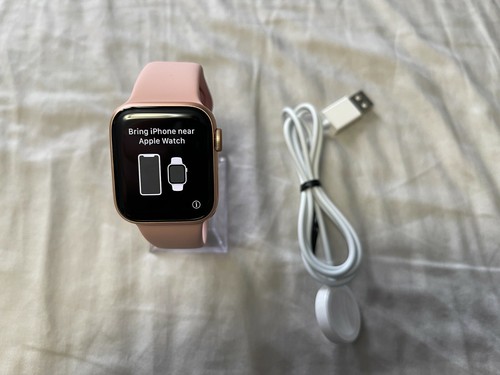 NEW Apple Watch Series 5 40mm Gold Case \u0026 Pink Sand Sport Band GPS +  Cellular 190199281363 | eBay