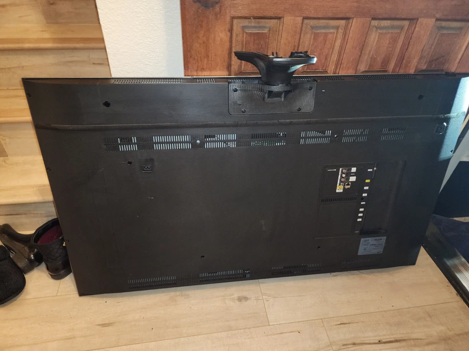 UN55JS700DFXZA Samsung 55" JS700D 4K SUHD Smart TV, Lcd Bleed No Stand - Image 3 of 4