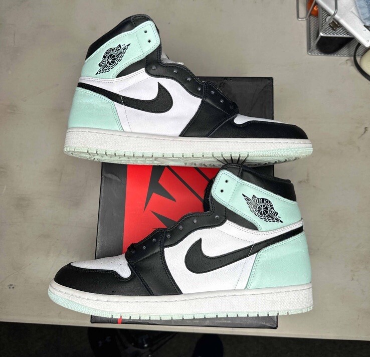 Igloo Air Jordan Retro High Og Nrg Size 14 Nike Air Jordan Retro