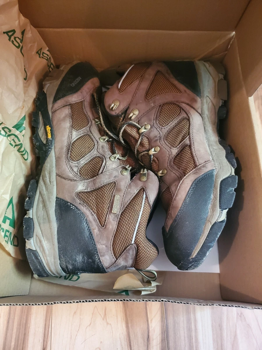 Ascend ultra approach cheap mid hiking boots