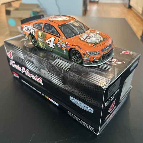 Kevin Harvick #4 Busch Hunting 2016 1/24 RARE (1 of 1,117)