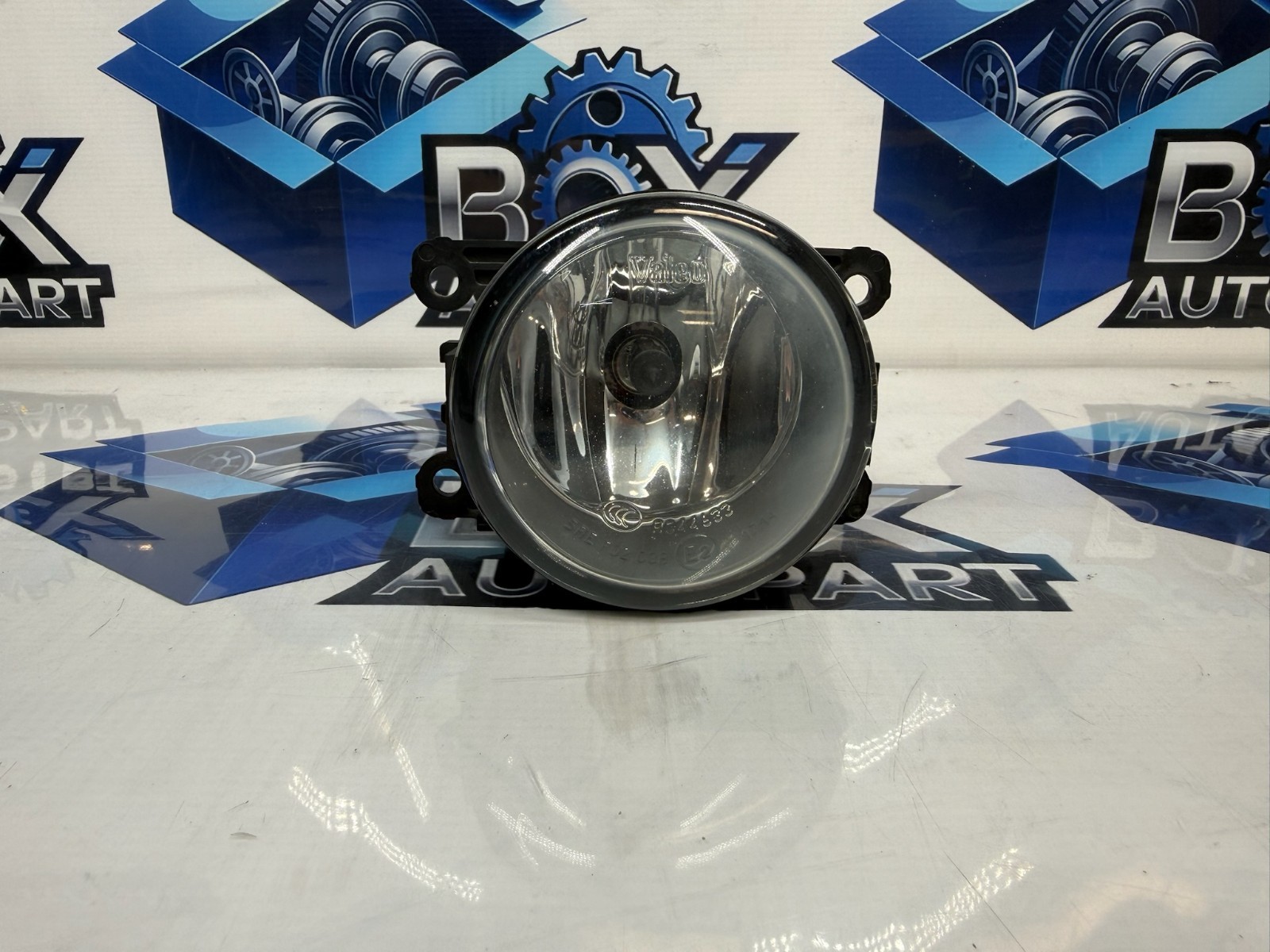 2015-2016 FORD TRANSIT FOG LAMP 89210094 OEM
