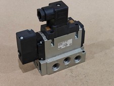 SMC VFS3110-5DZ-03T Solenoid/Pilot Valve 