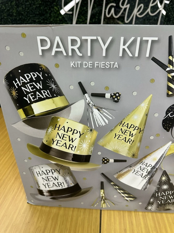 Kit Fiesta Nochevieja. Negro, dorado y plateado. Para 100 personas, 200 piezas. Foto 4 de 4