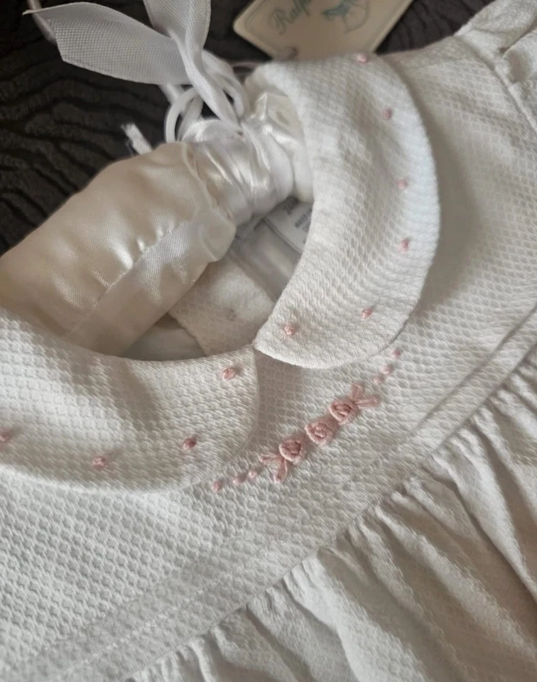 Ralph Lauren White Embroidered Collar Dobby Dress Bloomer Baby Girl Gift Set 24M - Image 4 of 4