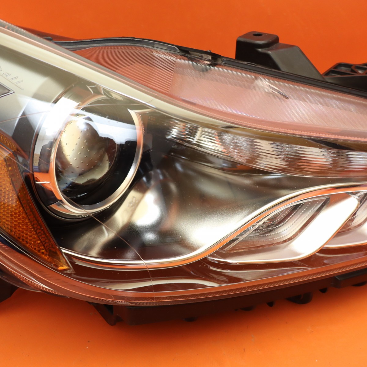 Maserati Ghibli 2014-2017 Right Headlight P/N 670038235