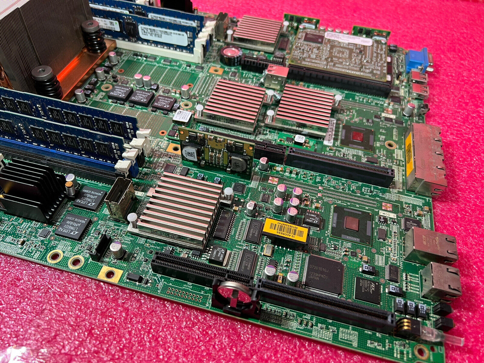 Sun ORACLE NETRA SPARC T4-1 Main Board + Memories And Processor 7051509  7054793